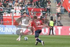 3. Liga; SpVgg Unterhaching - FC Ingolstadt 04; Ryan Malone (16, FCI) Waidner Dennis (39 SpVgg)