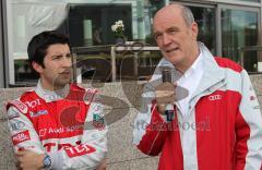 Audi Piazza - Le Mans Sieger 2010 - Autogrammstunde für Audi Mitarbeiter - links Le Mans Sieger Mike Rockenfeller und Audi Sportchef Dr. Wolfgang Ullrich