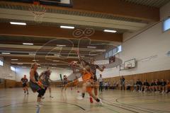 Basketball - Frauen -  Saison 2026/27 - TSV Etting Ingolstadt - TSV Wasserburg 2 - Shimokawa Riho orange Etting  - Kqiku Migena schwarz Wasserburg - Foto: Meyer Jürgen