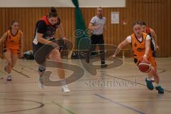 Basketball - Frauen -  Saison 2026/27 - TSV Etting Ingolstadt - TSV Wasserburg 2 - Komada Martina orange Etting  - Walz Patrizia schwarz Wasserburg - Foto: Meyer Jürgen