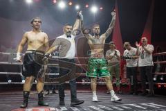 Night 4 Fight, Boxen; Profiboxer Rawil Fatullaew 32 (grüne Hose) gegen den 22-jährige Mexikaner Brayan Hernandez Pintor (schwarze Hose), Sieger Fatullaew nach Punkten in 6 Runden