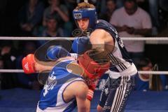 Ingolstädter Boxnacht - Fronte79 - Box-Club Ingolstadt vs. Auswahl München - roter Helm Magomed Schachidov gegen blau Viktor Winkert (BCI)