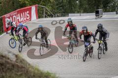 BMX Bayernliga Race 2025; Ingolstadt; Radhaus Ingolstadt, Resi Kobel aus Ingolstadt zweite von rechts