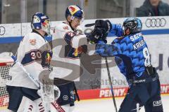 DEL; Playoffs; ERC Ingolstadt - EHC Redbull München; Street Kampf Alberts Smits (23 RBM)  Krauß Philipp (8 ERC)