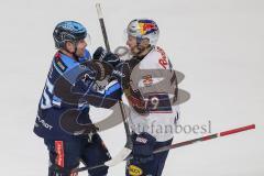 DEL; Playoffs; ERC Ingolstadt - EHC Redbull München; Zweikampf Streit Hüttl Leon (25 ERC) Krening Philipp (79 RBM)