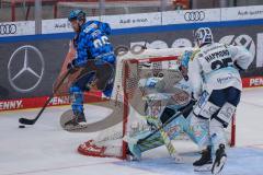 DEL; ERC Ingolstadt - Dresdner Eislöwen; Torchance Pietta Daniel (86 ERC) Torwart Schwendener Janick ( DDE) Hammond Tariq (25 DDE)