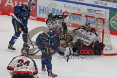 Penny DEL - Pre-Playoff - Spiel 2 - Eishockey - Saison 2021/22 - ERC Ingolstadt - Kölner Haie - Torwart Justin Pogge (Nr.49 - Kölner Haie) - Jerome Flaake (#90 ERCI) -  Louis-Marc Aubry (#11 ERCI) - Foto: Jürgen Meyer