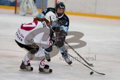 Eishockey Damen Bundesliga - ERC Ingolstadt - ECDC Memmingen - Schmid Kristin recchts ERC Ingolstadt - Normore Erin weiss Memmingen - Foto: Jürgen Meyer