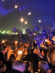 ERC Ingolstadt - Weihnachtsfeier in Riedenburg - Luftballoons mit Sternwerfer