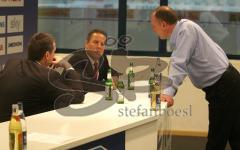 DEL - ERC Ingolstadt - Frankfurt Lions Sieg im Viertelfinale - Jimi Boni im Gespräch mit den Trainern Greg Thomson und Frankfurt Trainer Rich Chernomaz