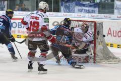 DEL - Playoff Finale - Spiel 4 - ERC Ingolstadt - Kölner Haie - Ziga Jeglic (13) knapp am Tor von Danny aus den Birken vorbei