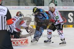 DEL - Playoff Finale - Spiel 4 - ERC Ingolstadt - Kölner Haie - Jean-Francois Boucher (84) vor Danny aus den Birken