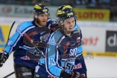 DEL - Playoff Halbfinale - ERC Ingolstadt - Hamburg Freezers - Spiel 6 - Tor Jubel zum 3:1 durch Robert Sabolic (25), Ziga Jeglic (13)