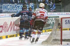 DEL - Playoff Finale - Spiel 4 - ERC Ingolstadt - Kölner Haie - Tor Jared Ross (42) trifft zum Führungstreffer Jubel mit Thomas Greilinger (39)