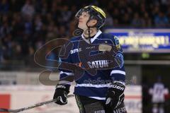 DEL - Eishockey - ERC Ingolstadt - Adler Mannheim - Niederlage Christoph Gawlik (ERC 19) fährt vom Eis