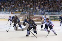 DEL - Eishockey - Playoff - Spiel 5 - ERC Ingolstadt - Iserlohn Roosters - Christoph Gawlik (ERC 19) läuft alleine auf das Tor und wird gefoult von Sullivan Sean (Iserlohn 37)