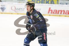 DEL - Eishockey - ERC Ingolstadt - Iserlohn Roosters - Saison 2015/2016 - Brandon Buck (#9 ERC Ingolstadt) - Foto: Meyer Jürgen