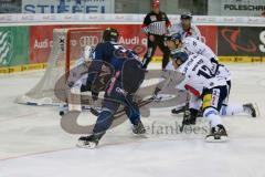 DEL - Eishockey - ERC Ingolstadt - Eisbären Berlin - Saison 2015/2016 - Thomas Greilinger (#39 ERC Ingolstadt) - Vehanen Petri Torwart (#31 Berlin) - Braun Laurin (#12 Berlin) - Foto: Jürgen Meyer