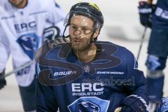 DEL - Eishockey - ERC Ingolstadt - Saison 2016/2017 - 1. Training mit Tommy Samuelsson (Cheftrainer ERCI) - Petr Pohl (#33 ERCI) - Foto: Meyer Jürgen