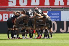 3. Liga; FC Ingolstadt 04 - SSV Ulm 1846; vor dem Spiel Teambesprechung