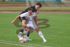 Kreisklasse - Saison 2024/25- TSV Gaimersheim II - Türkisch SV Ingolstadt-  - Dominik Dosch weiss Gaimersheim - Marijan Maricic schwarz Türk SV - Foto: Meyer Jürgen