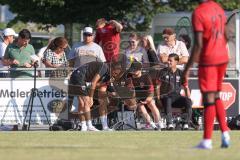 * Testspiel - 3. Liga - Saison 2025/26 - FC Ingolstadt 04 - VFB Eichstätt - Cheftrainerin Sabrina Wittmann (FC Ingolstadt 04) bei der Analyse - XXXXX - Foto: Meyer Jürgen
