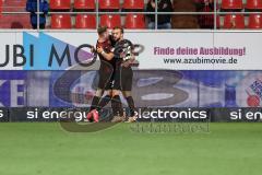 3. Liga; FC Ingolstadt 04 - Borussia Dortmund II; Tor Jubel Treffer 1:1 Ausgleich, Pascal Testroet (37, FCI) mit David Kopacz (29, FCI) Jannik Mause (7, FCI)