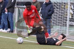 Bayernliga Nord - Saison 2023/24 - FC Ingolstadt 04 II - SC Eltersdorf- Michael Udebuluzor (Nr.11 - FCI) - Fischer Moritz schwarz Eltersdorf - Foto: Meyer Jürgen