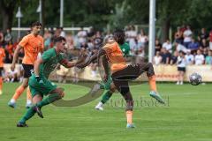 Toto-Pokal; SV Manching - FC Ingolstadt 04; Tor Jubel Treffer Daouda Beleme (9, FCI) Daniel Spieß (22 SVM) kann nicht retten