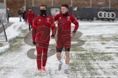 3. Liga - Saison 2025/26 - FC Ingolstadt 04 - Trainingsauftakt nach der Winterpause - Die Mannschaft kommt zum Training -Marcel Costly (Nr.22 - FCI) - Linus Rosenlöcher (Nr.19 - FCI) - Foto: Meyer Jürgen