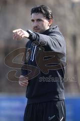 Landesliga - Saison 2025/26 - SV Manching - TSV Schwabmünchen - Cheftrainer Cüneyt Köz (SV Manching) - XXXXX - Foto: Meyer Jürgen