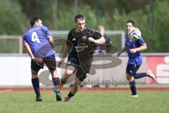 Kreisklasse - Saison 2025/26- TSV Ingolstadt Nord - MTV Ingolstadt - Vahdet Demir lila MTV - Bujar Eljezi schwarz Ing Nord  - Foto: Meyer Jürgen