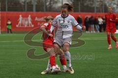 2. Bundesliga Frauen - Saison 2024/25 - FC Ingolstadt 04 Frauen - FC Bayern München - Stefanie Reischmann (Nr.24 - FCI Frauen) - Keitel Theresa rot München - Foto: Meyer Jürgen