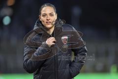 3. Liga; SSV Ulm - FC Ingolstadt 04; Cheftrainerin Sabrina Wittmann (FCI) vor dem Spiel