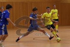 Hallenturnier Gaimersheim - Saison 2025/26 - DJK Ingolstadt - FC Hitzhofen - Tobias Dietze gelb Hitzhofen - Valentin Sutner blau DJK - Foto: Meyer Jürgen