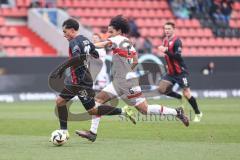 3. Liga; FC Ingolstadt 04 - VfB Stuttgart II; Angriff Deniz Zeitler (38, FCI) Chase Anrie (5 VFB) Zweikampf Kampf um den Ball