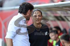3. Liga; FC Ingolstadt 04 - SV Wehen Wiesbaden; vor dem Spiel Cheftrainerin Sabrina Wittmann (FCI) Sportdirektor Ivica Grlic  (FCI)