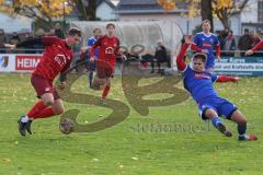 Kreisliga - Saison 2025/26- TSV Kösching - SV Zuchering - Marcel Preuß rot Zuchering -  - David Ostermeier blau Kösching - Foto: Meyer Jürgen
