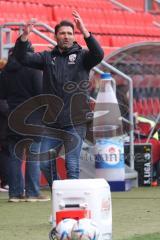 3.Liga - Saison 2022/2023 - FC Ingolstadt 04 -  - FC Freiburg II - Cheftrainer Guerino Capretti  (FCI) - beim 0:1 Führungstreffer von Freiburg -  Foto: Meyer Jürgen