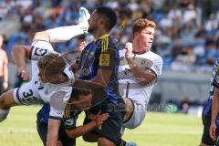 3. Liga; 1. FC Saarbrücken - FC Ingolstadt 04 - Zweikampf Kampf um den Ball Simon Lorenz (32, FCI) Sebastian Grönning (11, FCI)