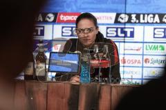 3. Liga - Saison 2025/26 - Hansa Rostock - FC Ingolstadt 04  -  Pressekonferenz nach dem Spiel - Cheftrainerin Sabrina Wittmann (FCI) - XXXXX - Foto: Meyer Jürgen