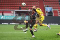 3. Liga; FC Ingolstadt 04 - Borussia Dortmund II; Deniz Zeitler (38, FCI) Zweikampf Kampf um den Ball Hüning Ben Vincent (15 BVB2)