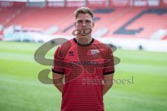 FC Ingolstadt 04; 3.Liga,  Porträttermin    
2025/2026, Simon Lorenz (32, FCI)