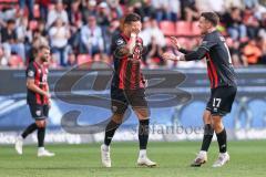 3. Liga; FC Ingolstadt 04 - FC Hansa Rostock; Tor Jubel Treffer Pascal Testroet (37, FCI) trifft unverhofft ins Tor Yannick Deichmann (20, FCI) Max Besuschkow (17, FCI)