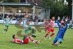 Landesliga - Saison 2025/26 - SV Manching - TSV Dachau  - Kerim Özdemir rot Dachau - Torwart Marco Jakob Dachau - Rainer Meisinger (Nr.8 - SV Manching) mit einer Torchance - Foto: Meyer Jürgen
