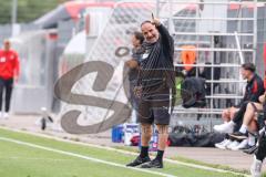 3. Liga; Testspiel; FC Ingolstadt 04 - 1. FC Heidenheim; Cheftrainer Frank Schmidt (HDH) an der Seitenlinie, Spielerbank