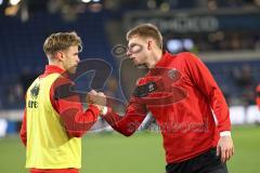 3. Liga; Arminia Bielefeld - FC Ingolstadt 04; vor dem Spiel Simon Lorenz (32, FCI) Benjamin Kanuric (8, FCI)