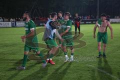 Kreisliga - Saison 2023/24 - Relegation zur BZL - FC Gerolfing - SV Aschau - Jubel nach dem Spiel - Gerolfing steigt in die BZL auf - Foto: Meyer Jürgen