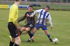 Kreisliga - Saison 2025/26- SV Karlshuld - SV Menning - Marcel Hubner schwarz Menning #27- Stefan Spiess weiss Karlshuld- Foto: Meyer Jürgen