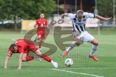 Toto-Pokal - VfB Forstinning - FC Ingolstadt 04; Zweikampf Kampf um den Ball Lars Lokotsch (13, FCI) Kirchev. Dimitar (7)